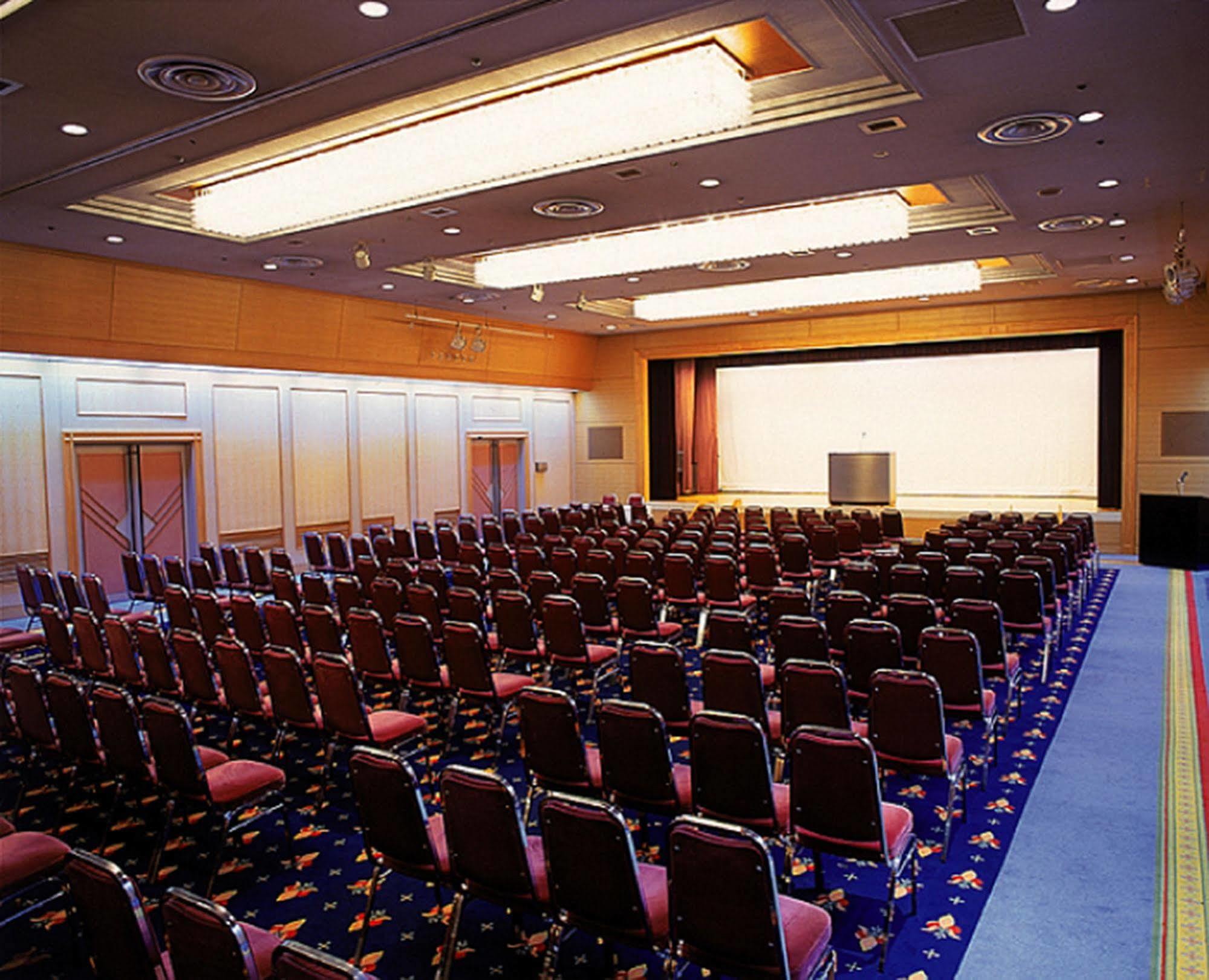 Nagaoka Grand Hotel Екстериор снимка